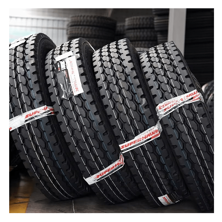 إطارات شاحنات وحافلات عالية الجودة من HAWKWAY – المقاسات المتوفرة: 6.50R16، 11.00R20، 12.00R20، 13R22.5 – أسعار تنافسية.
